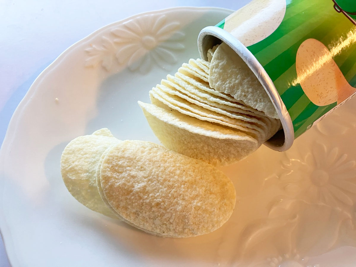 【ロピア】160円「大容量ポテチ」全4種を実食！　スパイシー味とバーベキュー味がうまい！の画像10