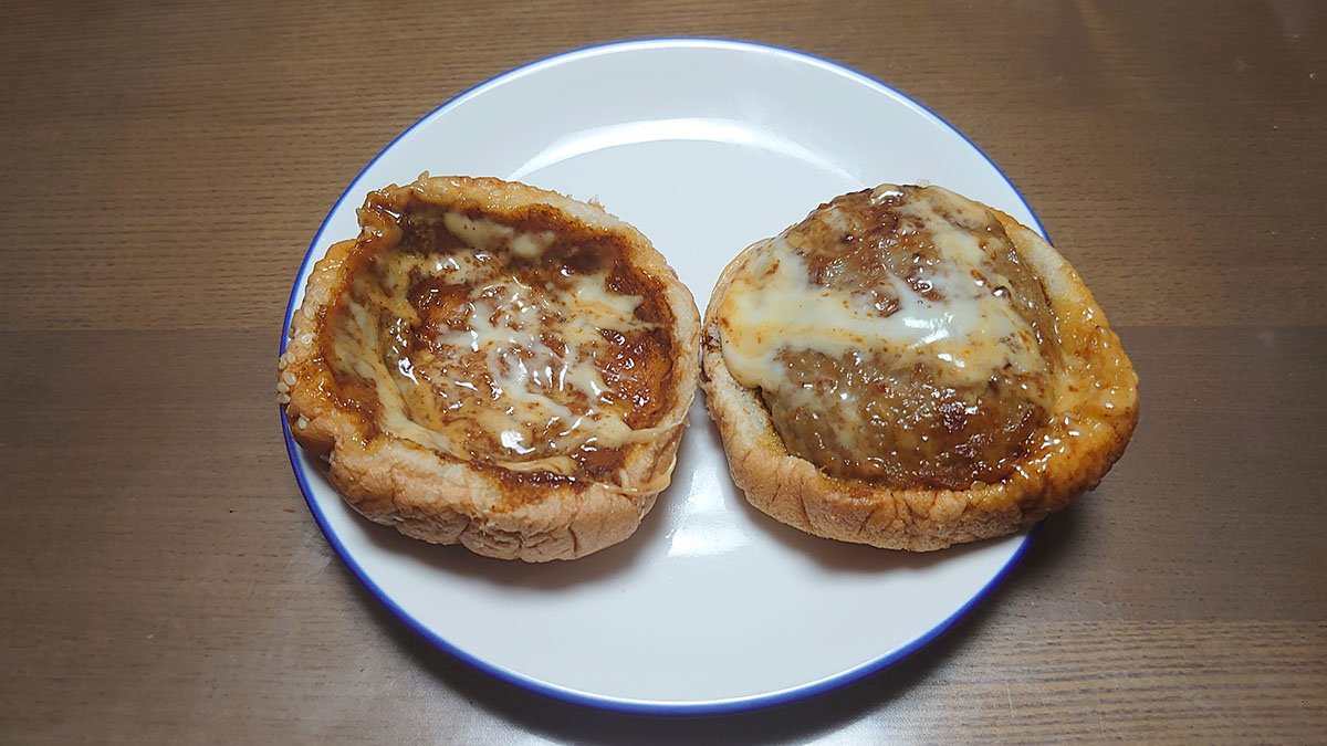 【自販機グルメ】埼玉「テラバーガー」2号店も登場！　390円「肉厚ジューシーなパテ」に驚がく！の画像13