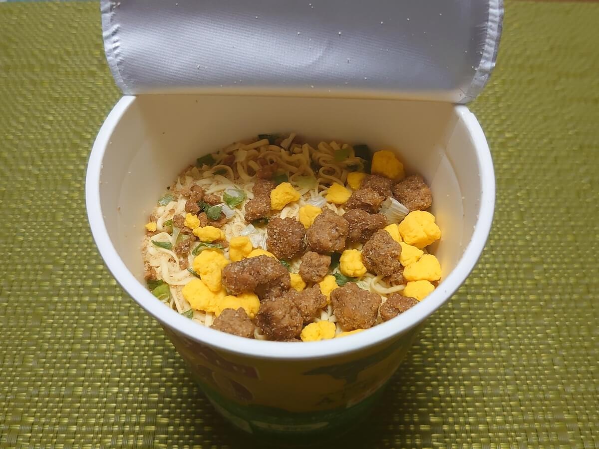 【トップバリュ数量限定】159円カップ麺は「誰にも真似できない味」のはずが……食べたら日清「カップヌードル」だった！の画像7