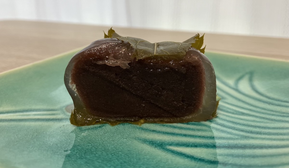【シャトレーゼ】新作140円「くず桜こし餡」絶妙な甘さにうっとり……今だけの数量限定の画像7