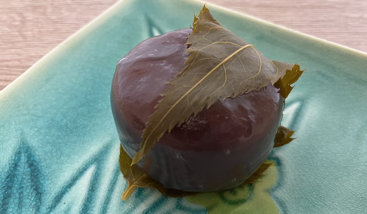 【シャトレーゼ】新作140円「くず桜こし餡」絶妙な甘さにうっとり……今だけの数量限定の画像6