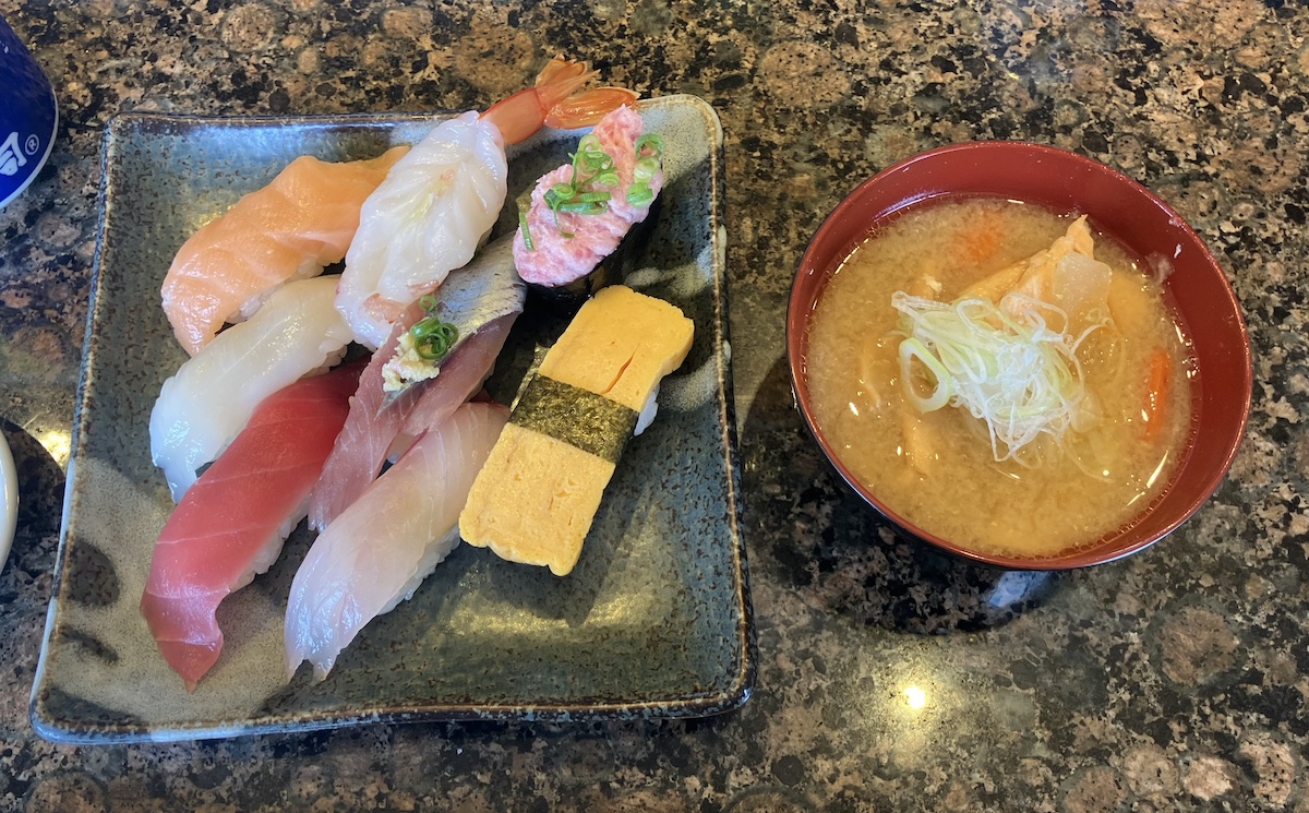 回転寿司チェーン【がってん寿司】、ランチ1081円が「スシロー」超え！　「あら汁」永久おかわりでコスパ異常の画像7