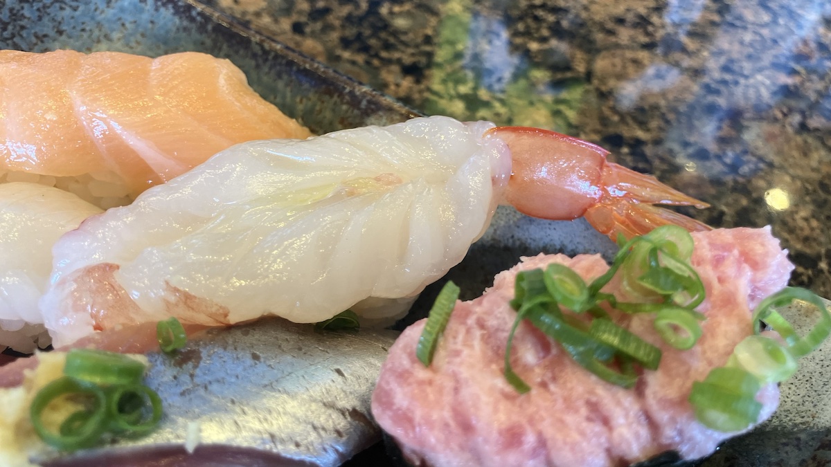 回転寿司チェーン【がってん寿司】、ランチ1081円が「スシロー」超え！　「あら汁」永久おかわりでコスパ異常の画像15