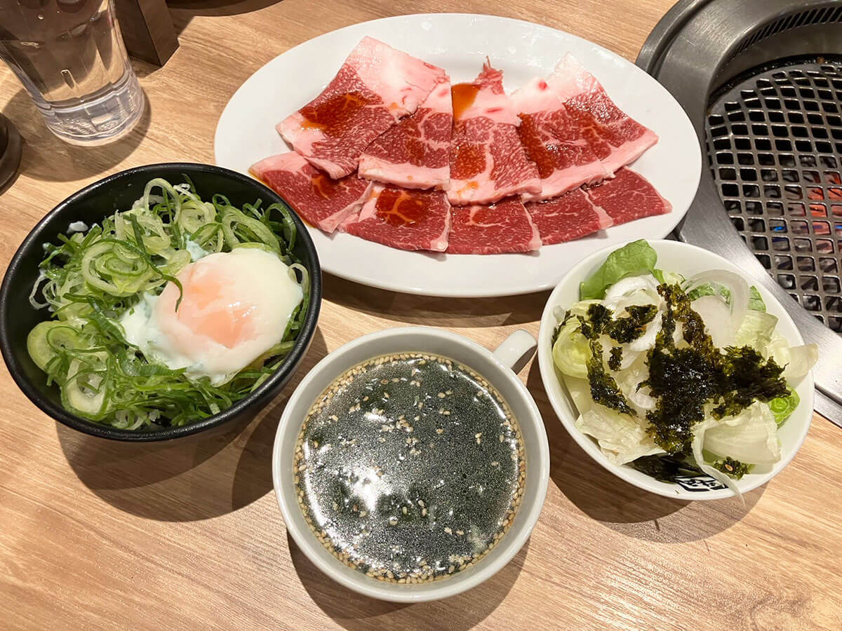 【牛角食べ放題専門店】平日ランチ、おすすめ定食は1,078円「ダブルカルビ定食」！　全4メニュー実食！　の画像17