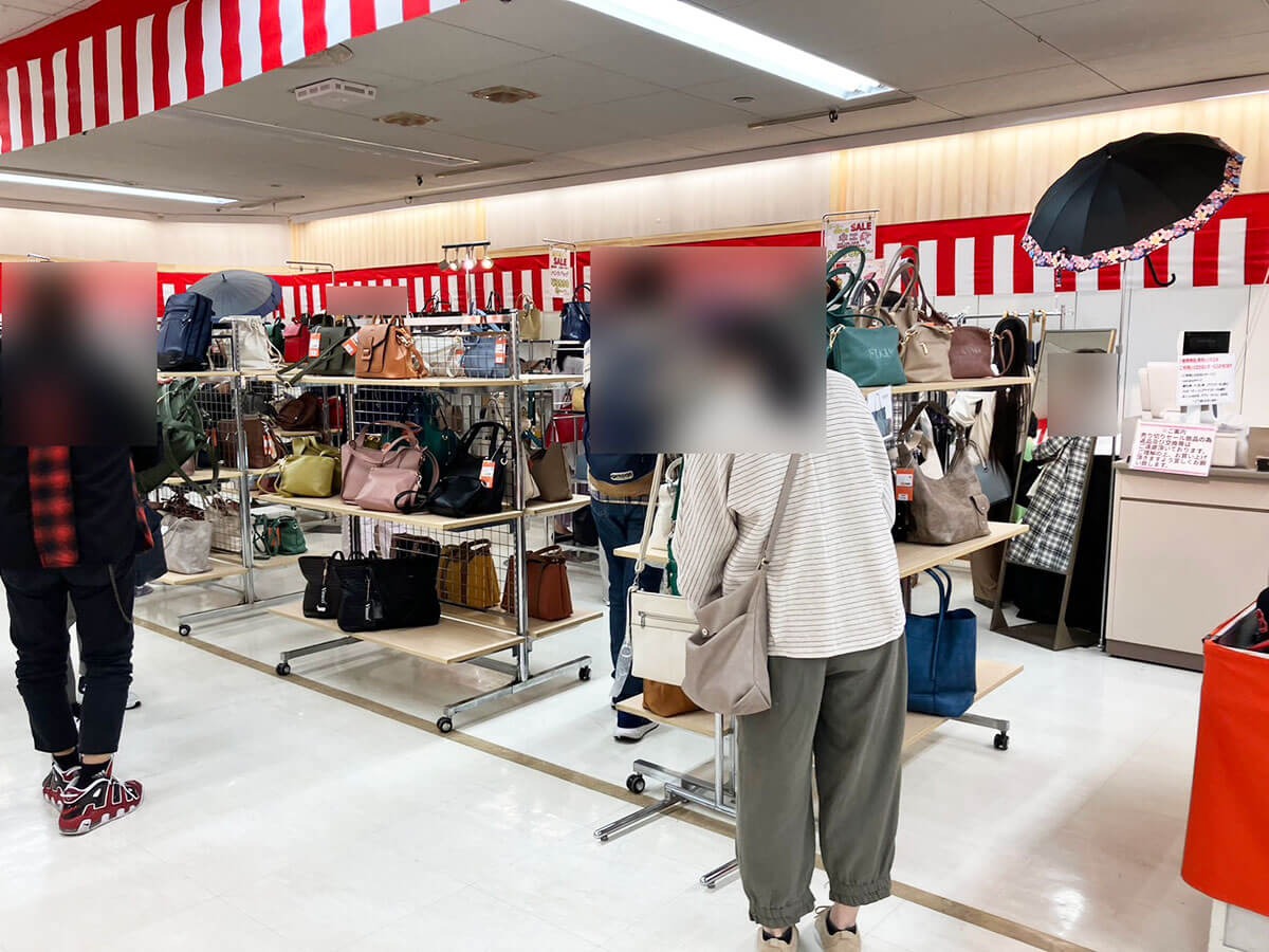 【イトーヨーカドー】柏店の最終日レポ｜従業員を無視、入り口で場所取りする人々の目的は？の画像11
