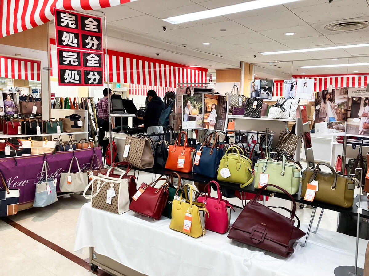 【イトーヨーカドー】柏店の最終日レポ｜従業員を無視、入り口で場所取りする人々の目的は？の画像10