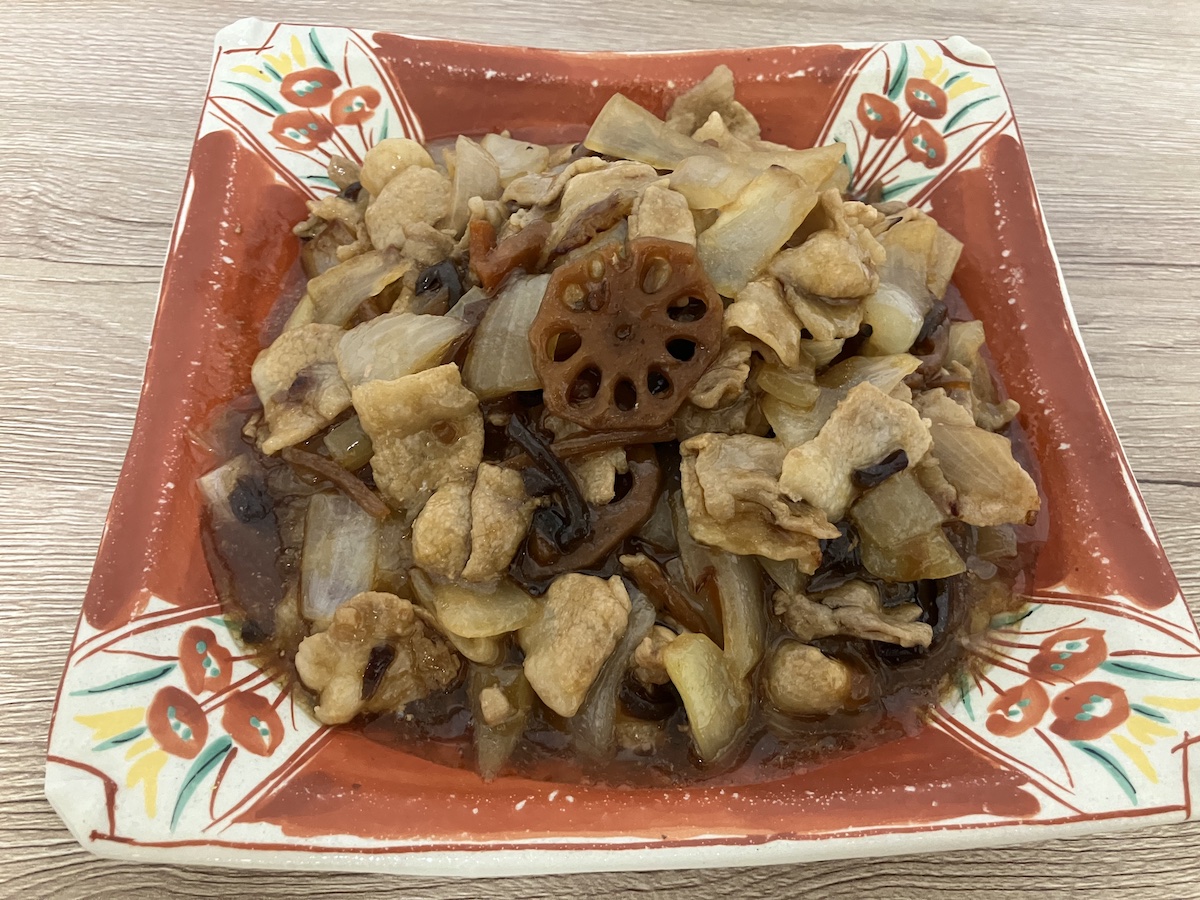 【豚肉・玉ねぎだけ】「黒酢あんかけの素」◎円が最強！　“具入り”の量がレベチで驚がくの画像6