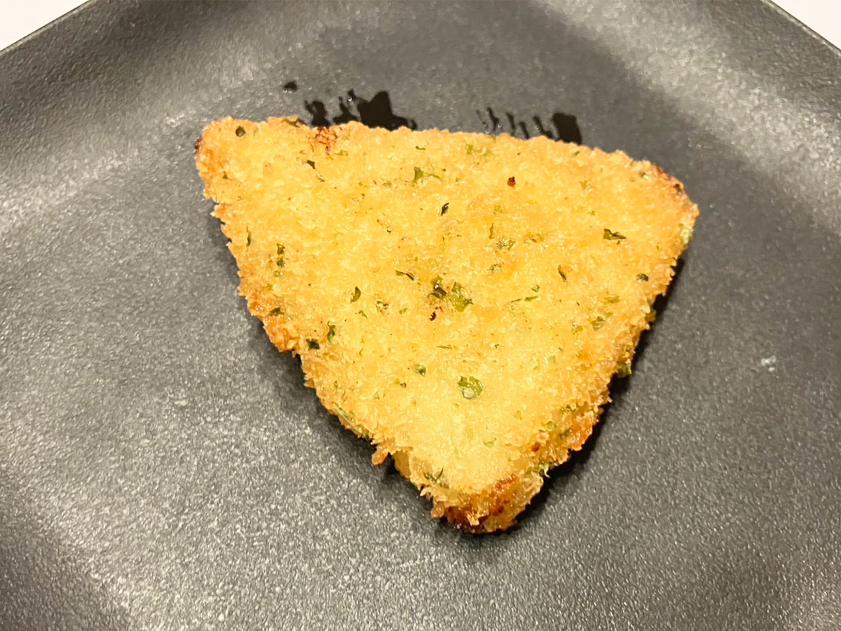 【ロピア】新作「三角チーズポテトフライ」青のり風味がおいしい！　5個入り200円以下のびっくり価格の画像6