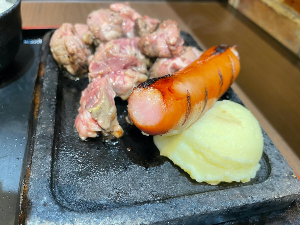 【ステーキ店の倒産】過去最多……好調「感動の肉と米」「ザ・ビフテキ」「ワンダーステーキ」実食まとめの画像12