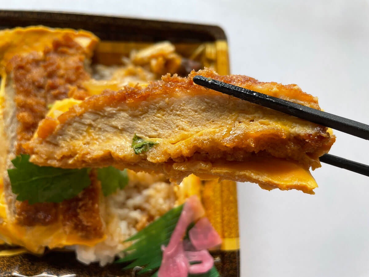 オーケー、トライアル、ヤオコーほか「かつ重」6つ食べてみた！　低価格で一番おいしいのは？の画像9