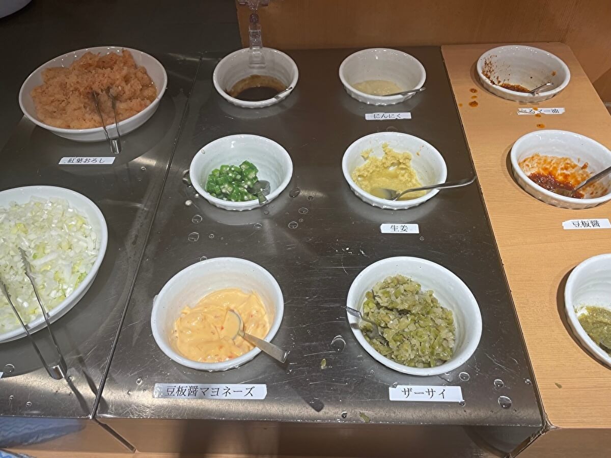 【しゃぶ葉】店員おすすめの「タレ薬味アレンジ」がおいしすぎ！　ジャンクな味でリピ確定の画像3