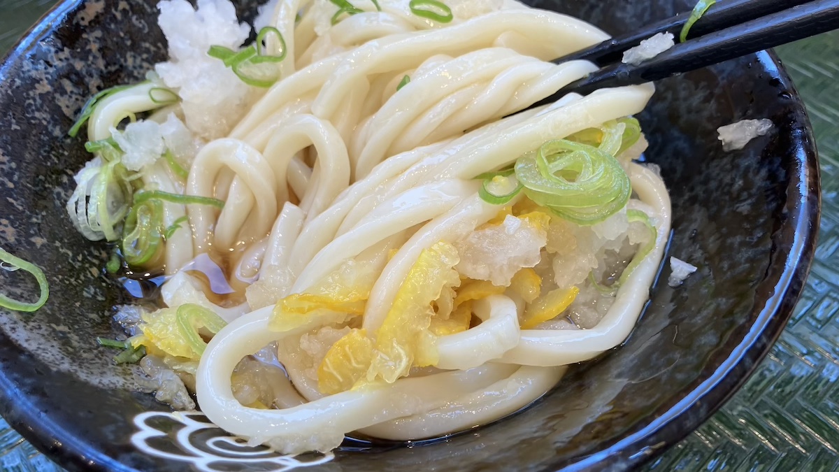丸亀超えた!?　【はなまるうどん】620円「柚子鬼おろしぶっかけ」、讃岐の麺がおいしい！　の画像8