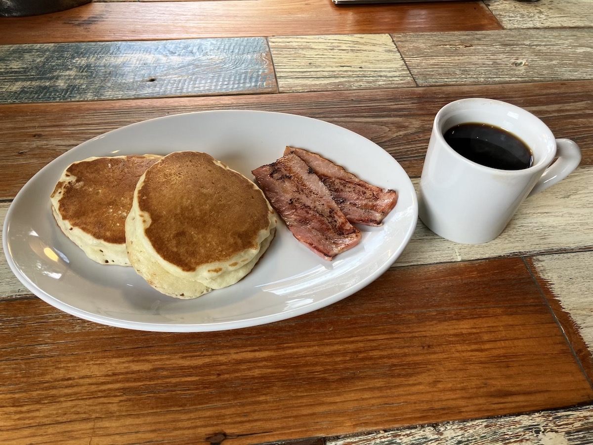 「丸亀製麺」のカフェ【コナズ珈琲】、パンケーキモーニングの実力は？　行ってわかった大人気のワケの画像6