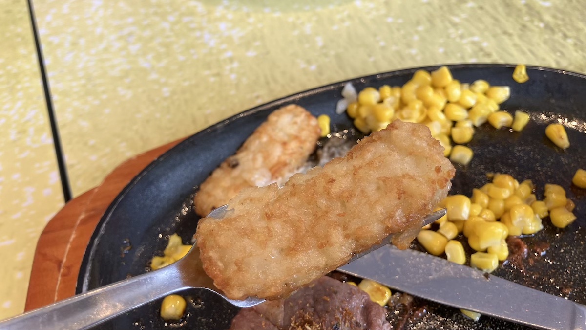 【サイゼリヤ】新メニュー1090円「ラムのランプステーキ」、　肉厚ジューシーでビックリ!!　やみつきスパイスで大満足の画像10