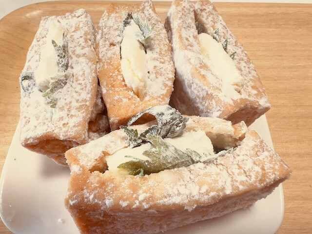 「絶対作って！」すき焼きのタレ＋しそとチーズ挟んだ【厚揚げ】、食べると震えるおいしさ！の画像3