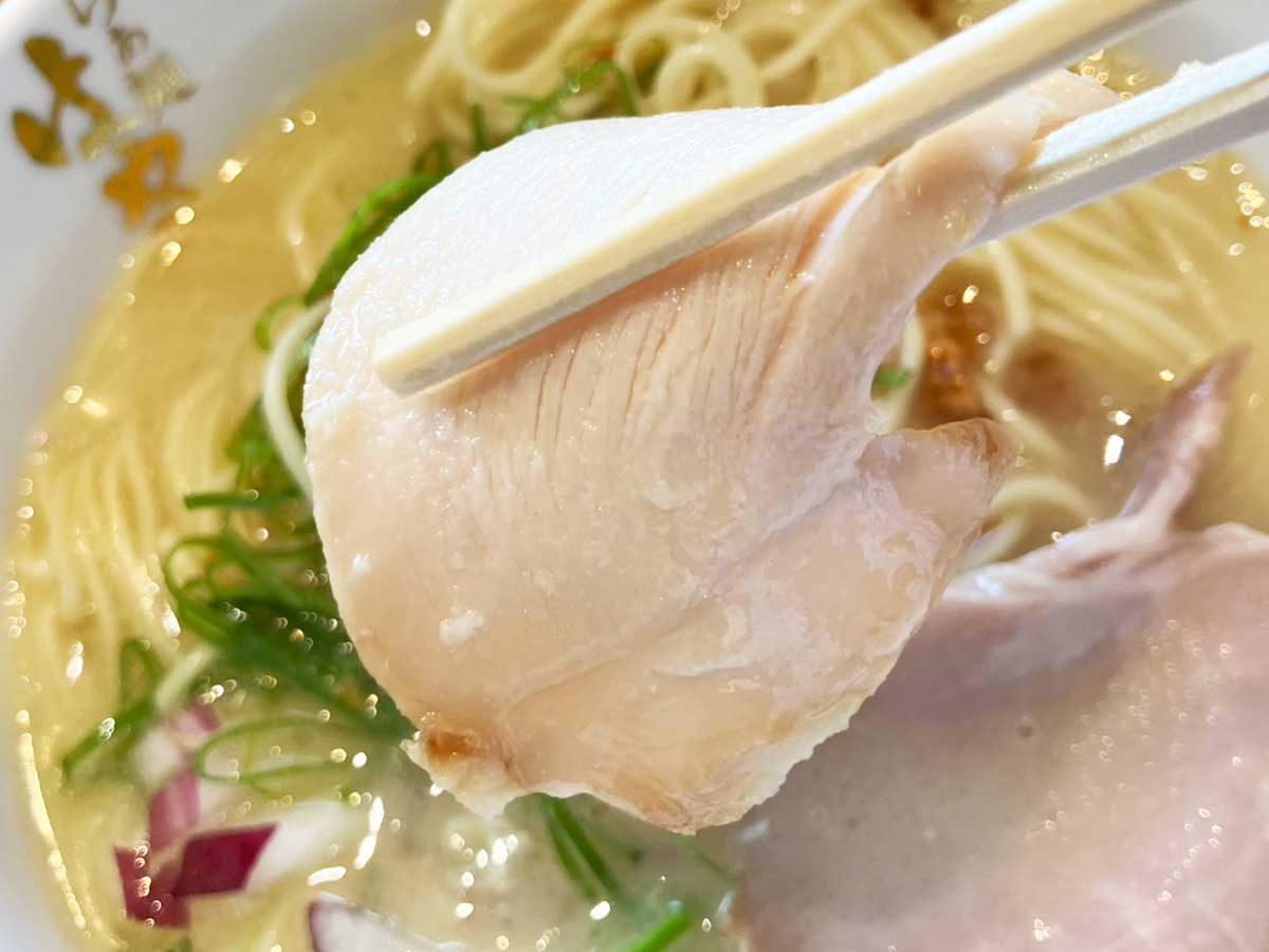 関東でジワジワ拡大【らぁ麺 はやし田】950円「鶏白湯ラーメン」とにかく濃い！　食べて納得「ファンになる」ワケの画像9