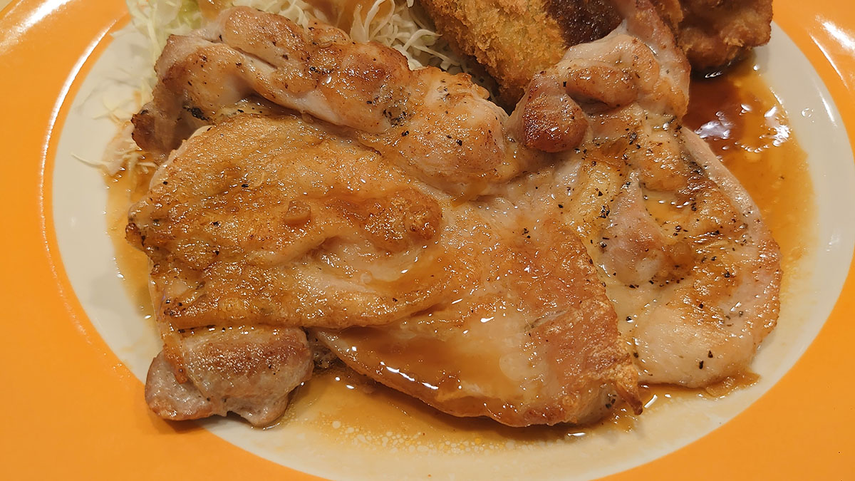 【ジョナサン】日替わりランチ「金曜メニュー」を実食！　グリルチキンがご飯のお供に最適！の画像8