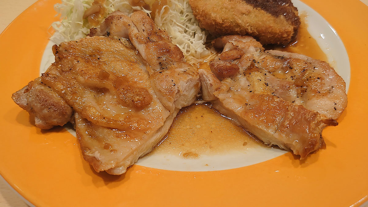 【ジョナサン】日替わりランチ「金曜メニュー」を実食！　グリルチキンがご飯のお供に最適！の画像13