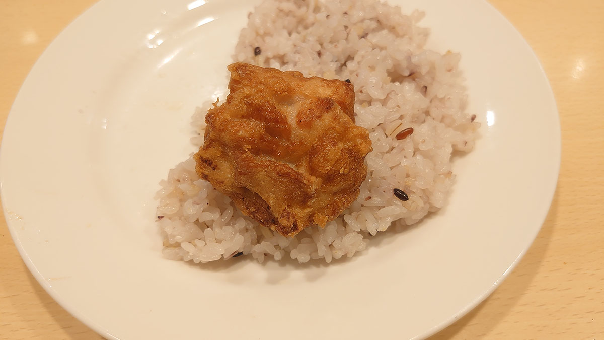 【ジョナサン】日替わりランチ「金曜メニュー」を実食！　グリルチキンがご飯のお供に最適！の画像18