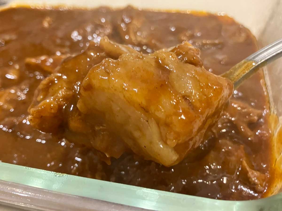 【ロピア】背徳感がヤバすぎる「お肉屋さんのカレー」、1058円で“牛肉の塊”がゴロゴロでびっくり！の画像9