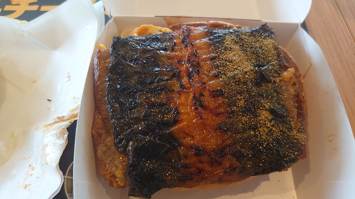 【ロッテリア】990円「うな丼バーガー」は脳バグする感覚!?　リピしたくなる不思議な味わいにビックリの画像13