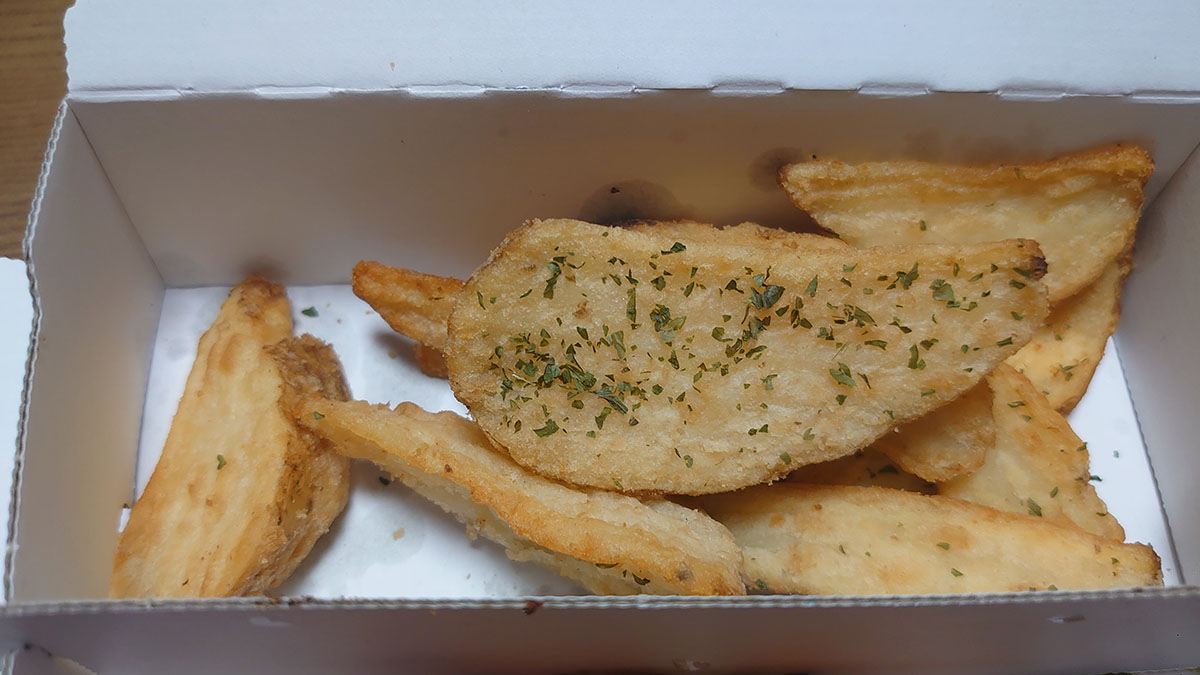 【ドミノ】と【ヤオコー】900円以下「マルゲリータ」ホールピザ食べ比べ！　コスパ◎で満足度が高いのは？の画像9