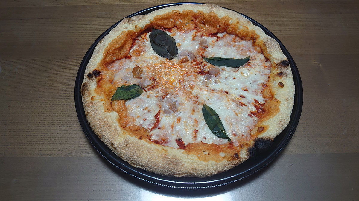 【ドミノ】と【ヤオコー】900円以下「マルゲリータ」ホールピザ食べ比べ！　コスパ◎で満足度が高いのは？の画像11