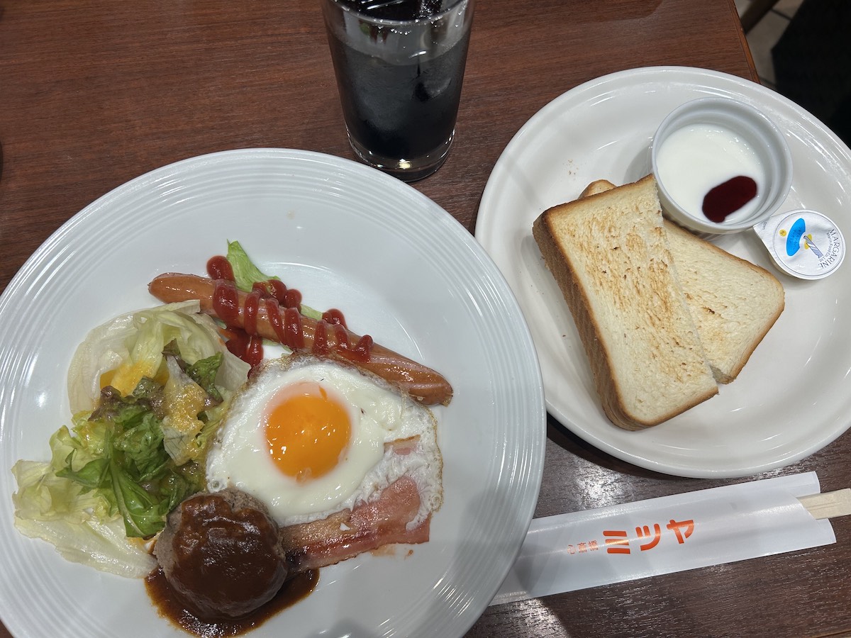 【心斎橋ミツヤ】大阪を代表する喫茶店！　モーニングで満員御礼、「めっちゃでかい！」その内容は？の画像3