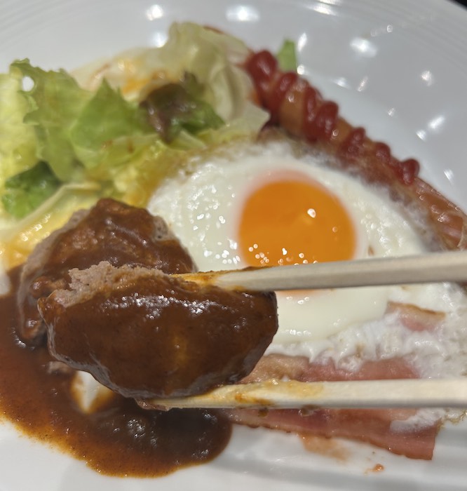 【心斎橋ミツヤ】大阪を代表する喫茶店！　モーニングで満員御礼、「めっちゃでかい！」その内容は？の画像6
