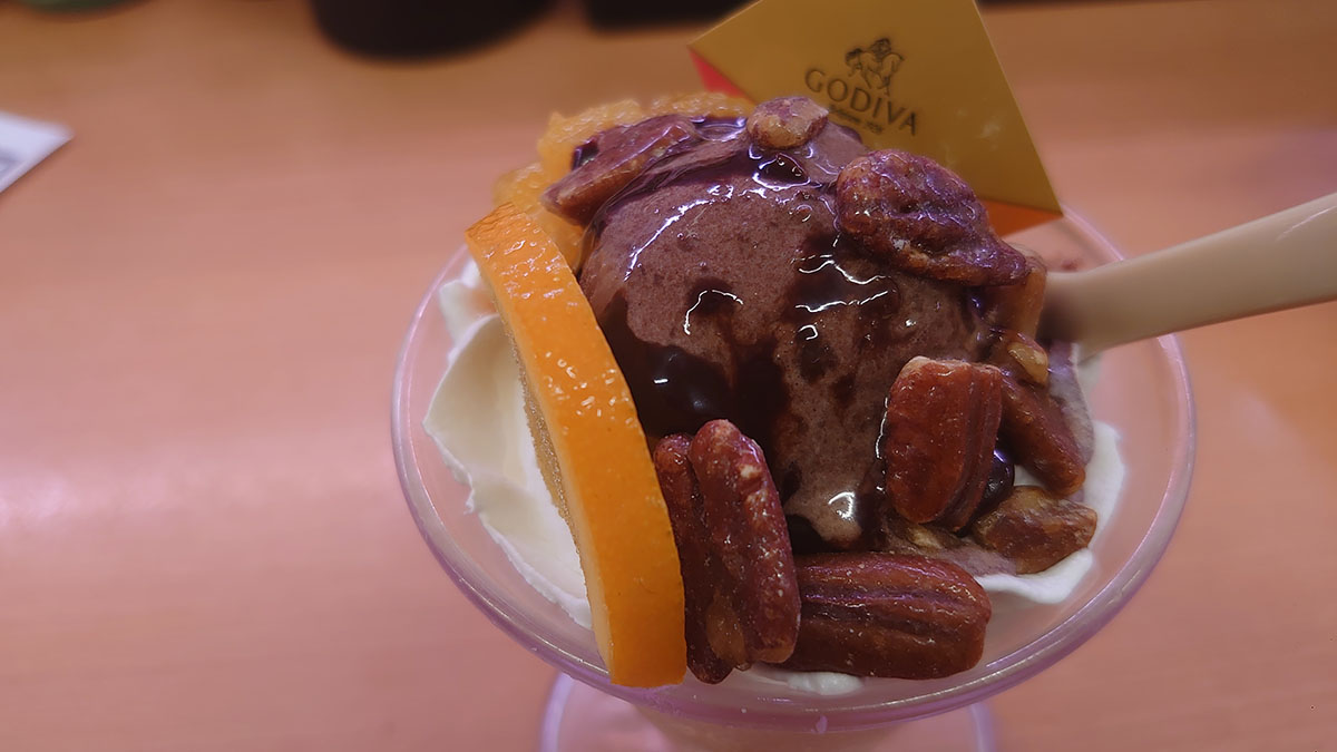 【スシロー×ゴディバ】320円「カタラーナ」は期待外れ？　コラボスイーツ3品おすすめランキングの画像8
