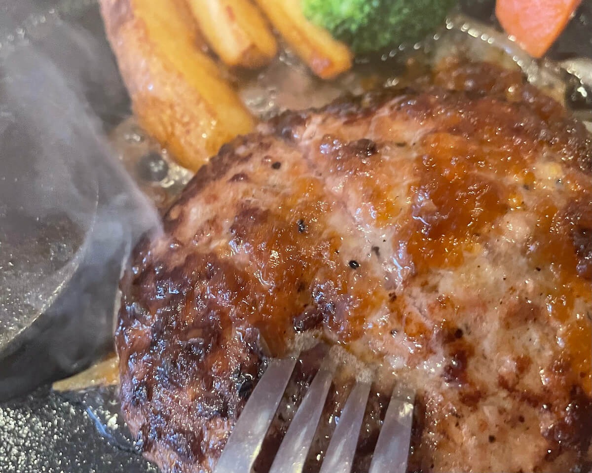 【ステーキのあさくま】1,815円ハンバーグランチは肉汁噴出でうまい！の画像9