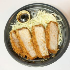lopia-atsugiri_Loin_cutlet_and_tamagodon-3-20250822