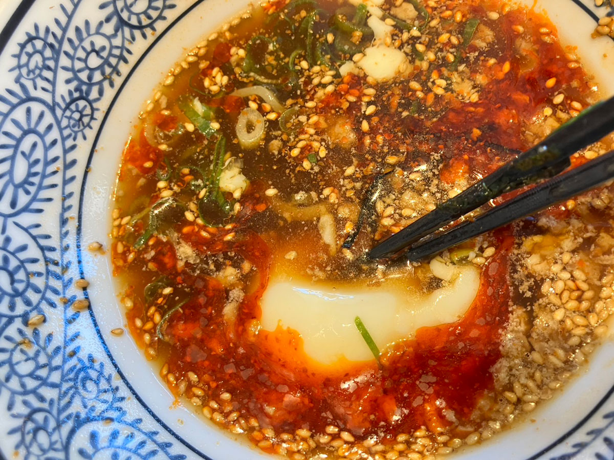 「焼肉きんぐ」の【丸源ラーメン】1045円「夏季限定メニュー」ファミリー層向けと舐めてかかって反省！　クセになる味！の画像13