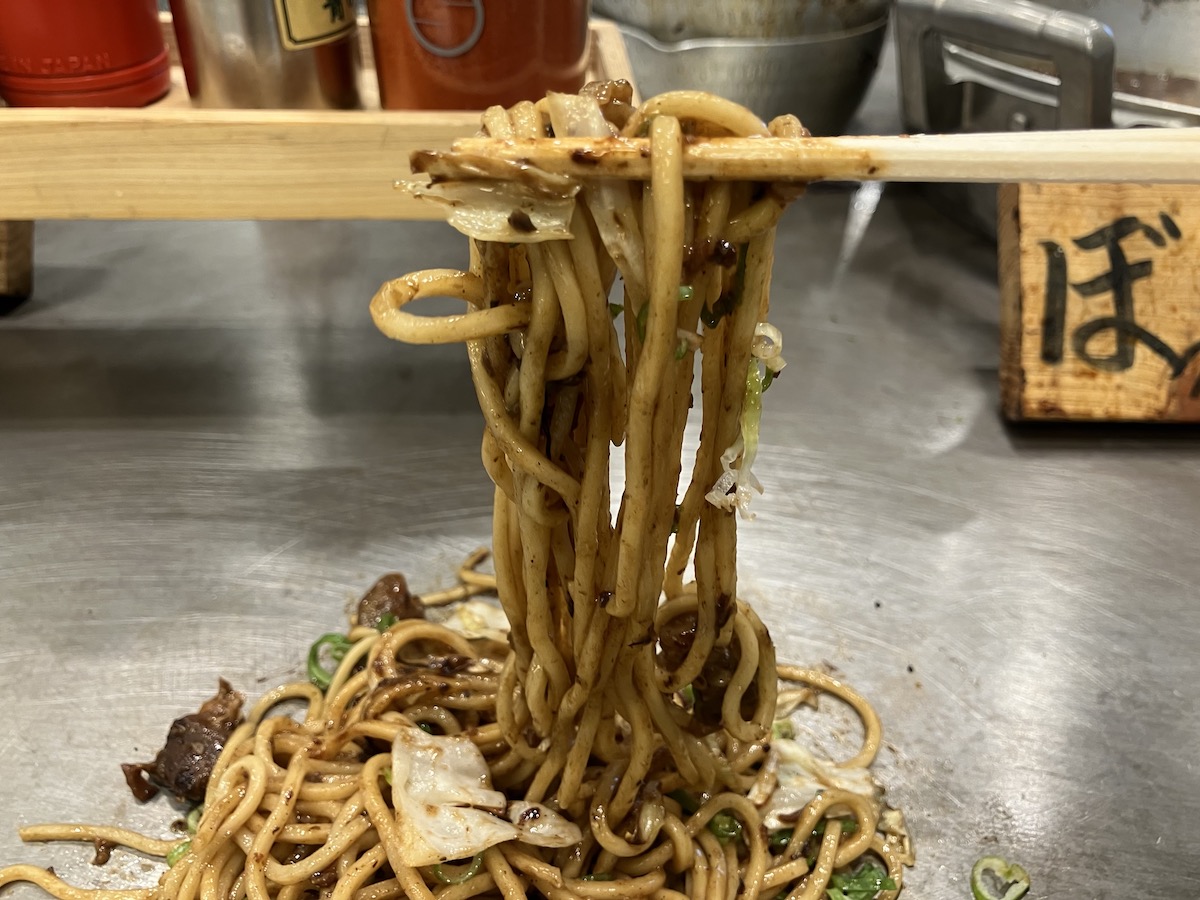 「丸亀製麺」の焼きそば専門店【長田本庄軒】とは？　792円「ぼっかけ焼きそば」がすごかった！の画像11