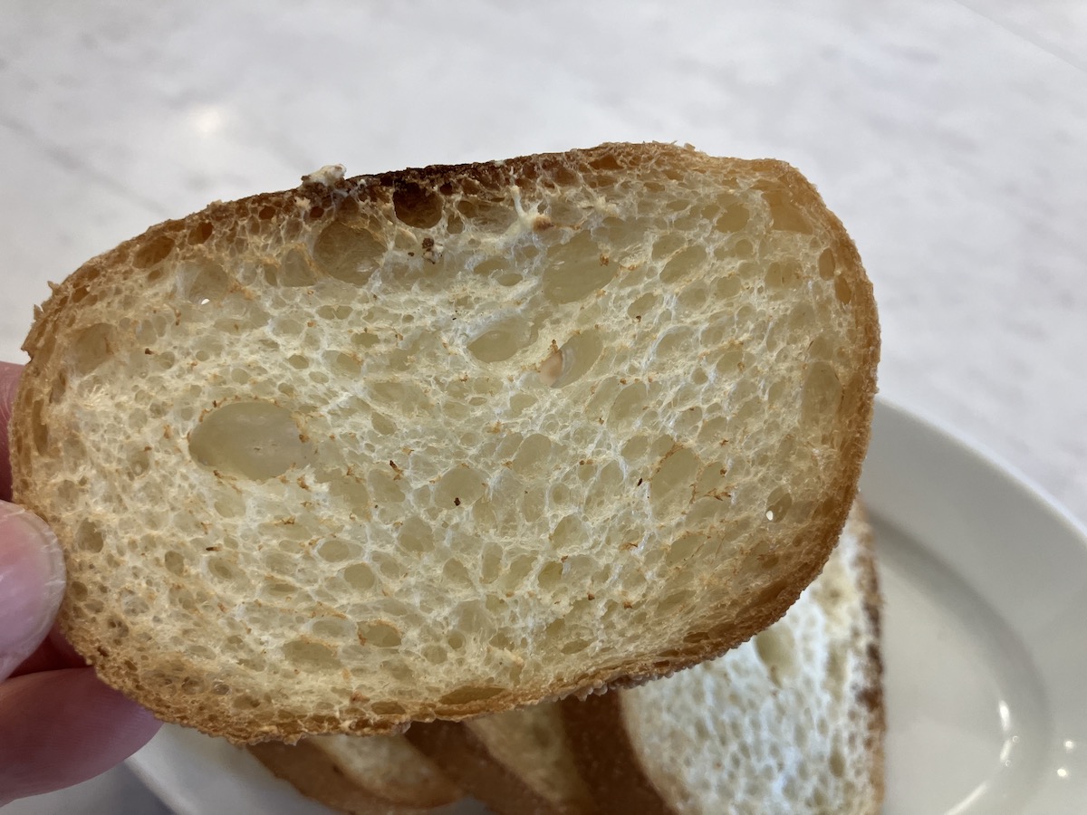「サイゼリヤそっくり！」【オリーブの丘】869円「若鶏のディアボラ風」激似ランチ、食べたら驚がく！　の画像12