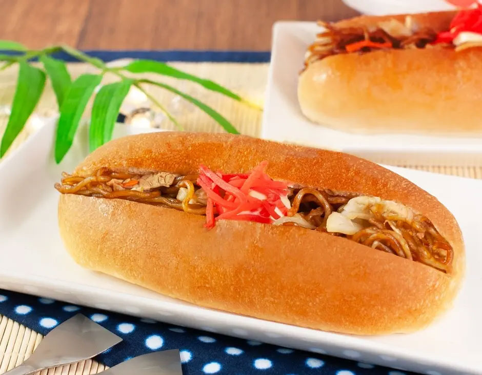 【ペンギンベーカリー】期間限定260円「お祭りヨーヨーパン」の中身は？　人気屋台メニューが5品のパンで登場！の画像6