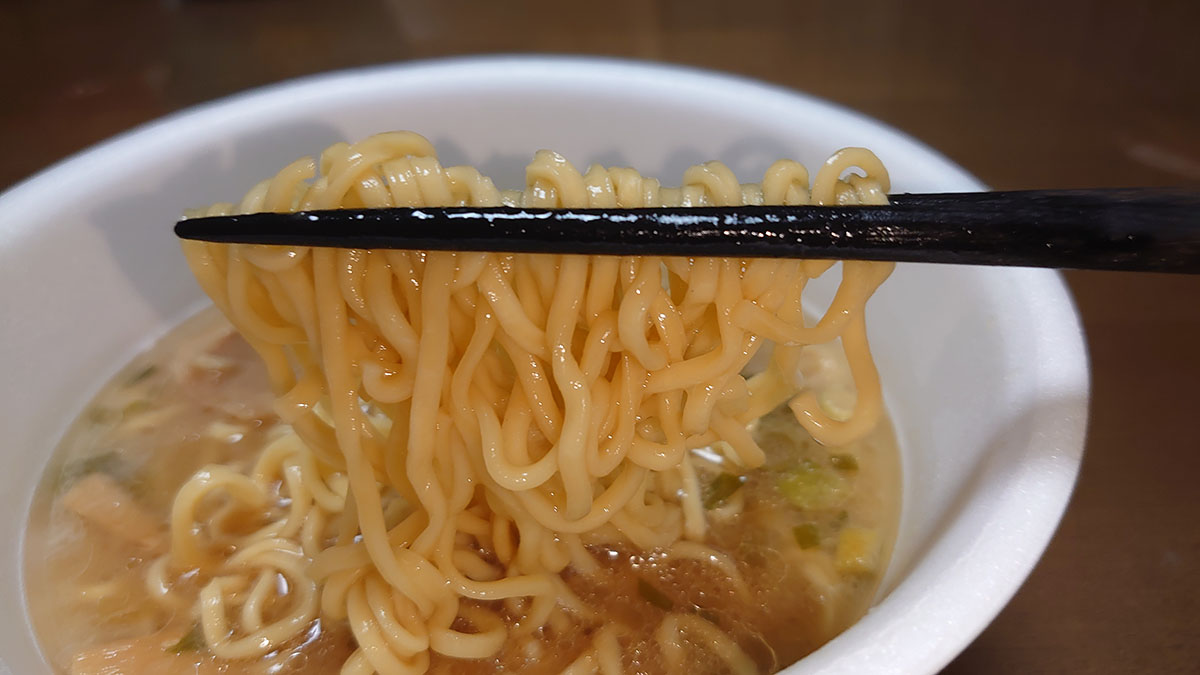 「一風堂」超えたカップ麺は？354円【有名店監修シリーズ】実食ランキング、「麺が感動レベルの逸品」はコレ！の画像6
