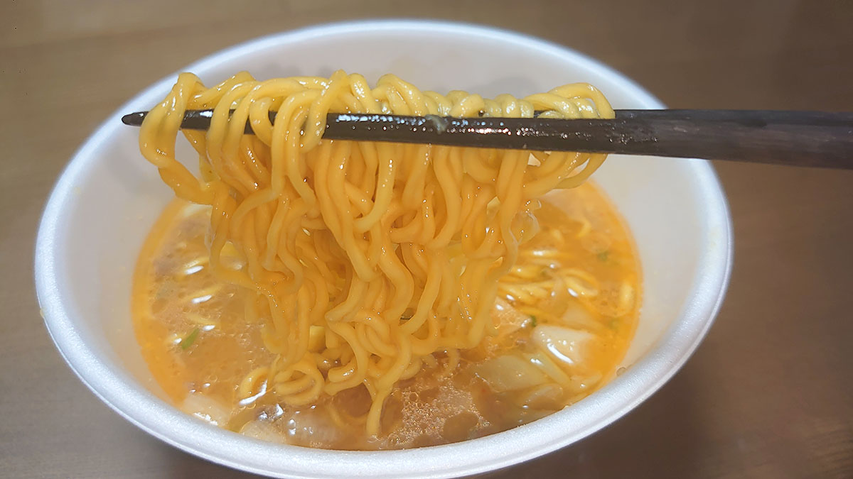「一風堂」超えたカップ麺は？354円【有名店監修シリーズ】実食ランキング、「麺が感動レベルの逸品」はコレ！の画像14