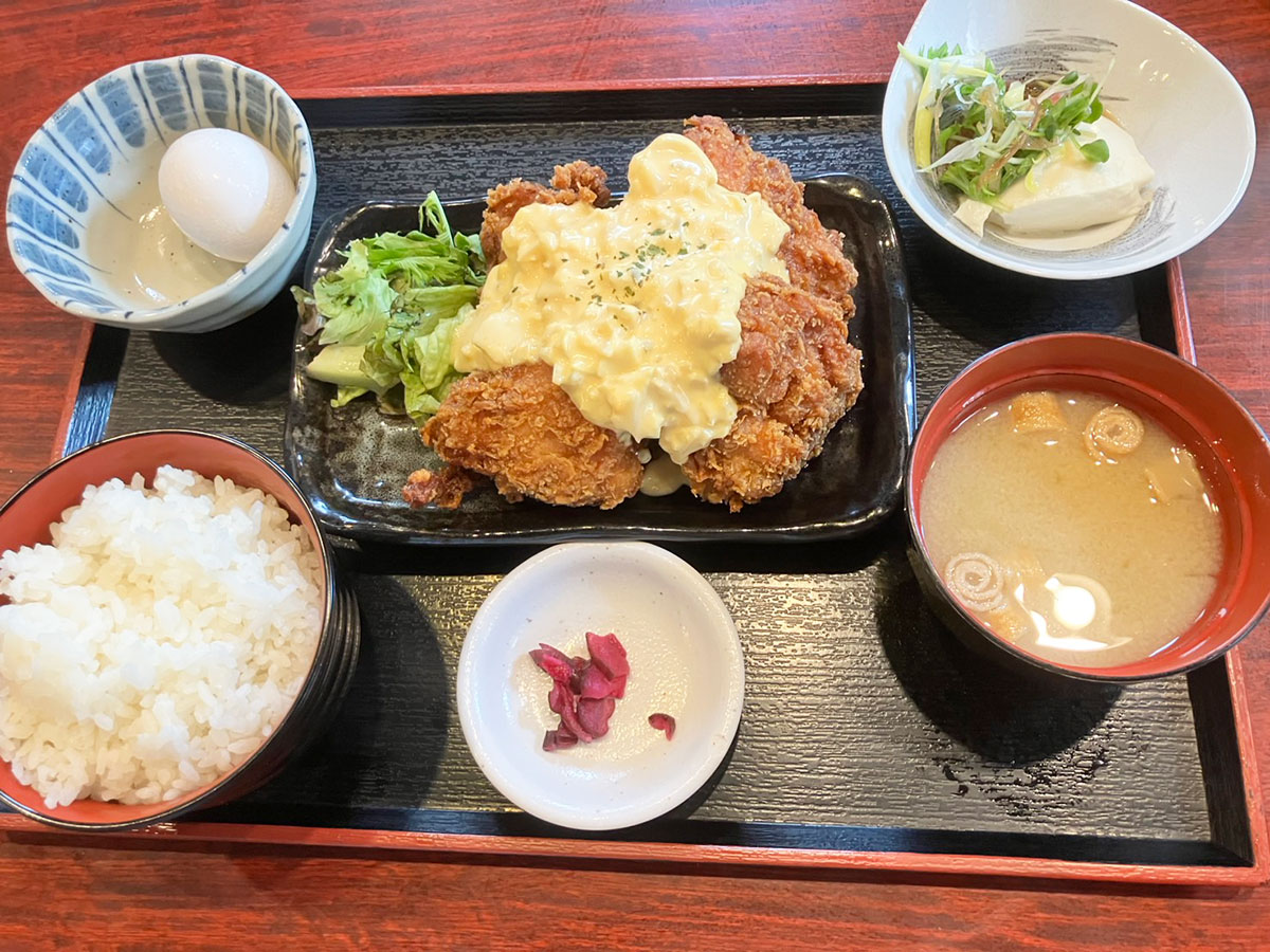 ＜校正中＞激安穴場ランチ【とりいちず】「790円定食」が断然お得！　“でか唐揚げ”＆自家製タルタルに大満足の画像7