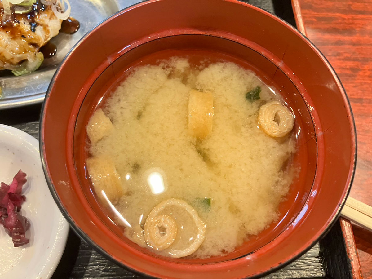 ＜校正中＞激安穴場ランチ【とりいちず】「790円定食」が断然お得！　“でか唐揚げ”＆自家製タルタルに大満足の画像12