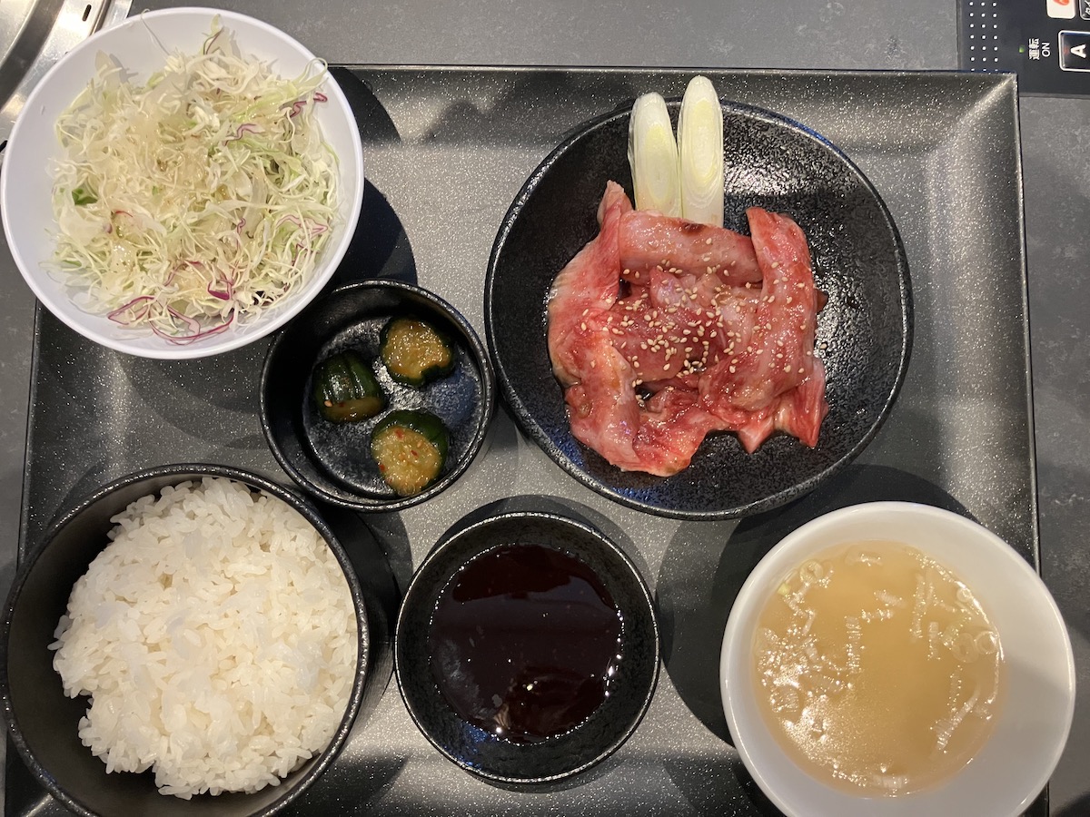 人気スパイス「ほりにし」の焼肉屋【焼肉ほりにし】「1400円ランチ」、食べたら「これは一体？」困惑！の画像2