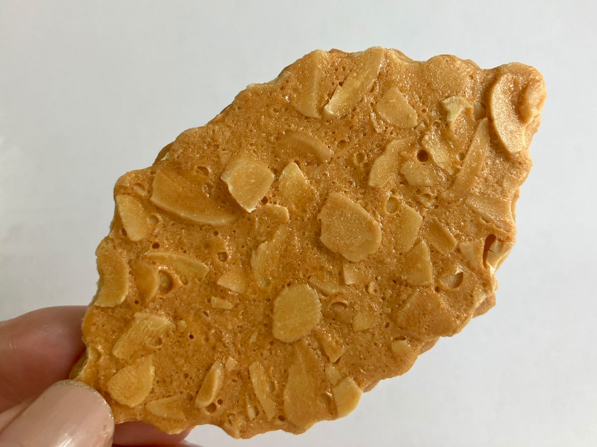 「長～い！」【モロゾフ】1,404円「限定プリン」は見るのも初めて！食べたら「普通のプリンと違う」！の画像17