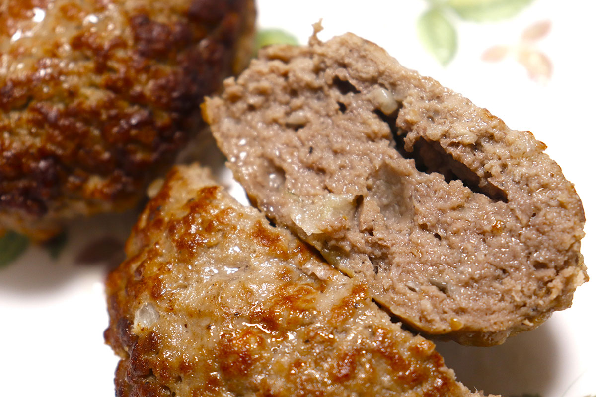 【430円以下】大手スーパー3社の「チルドハンバーグ」食べ比べ！トップバリュ超えおすすめは？の画像9