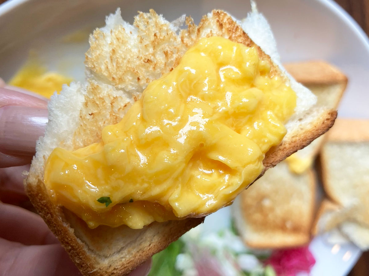 【びっくりドンキー】「880円モーニング」は“デカい”だけじゃない！トロットロの「完ぺきなスクランブルエッグ」に感動！の画像11