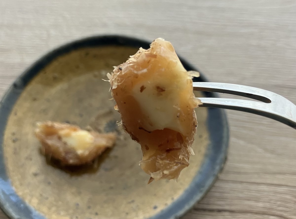 【シャトレーゼ】大人気「餅カップ」シリーズ新作は「おにぎり」!?　おかかたっぷりの画像1