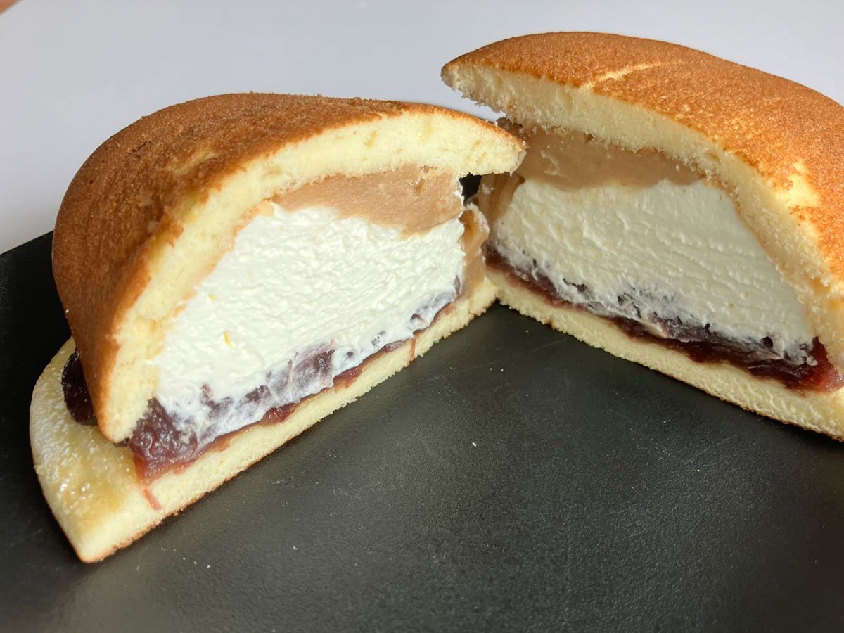 大行列【不二家】1店舗限定の388円「milky生どら焼き」なにが特別？　食べたら「クリームが絶品！」の画像24