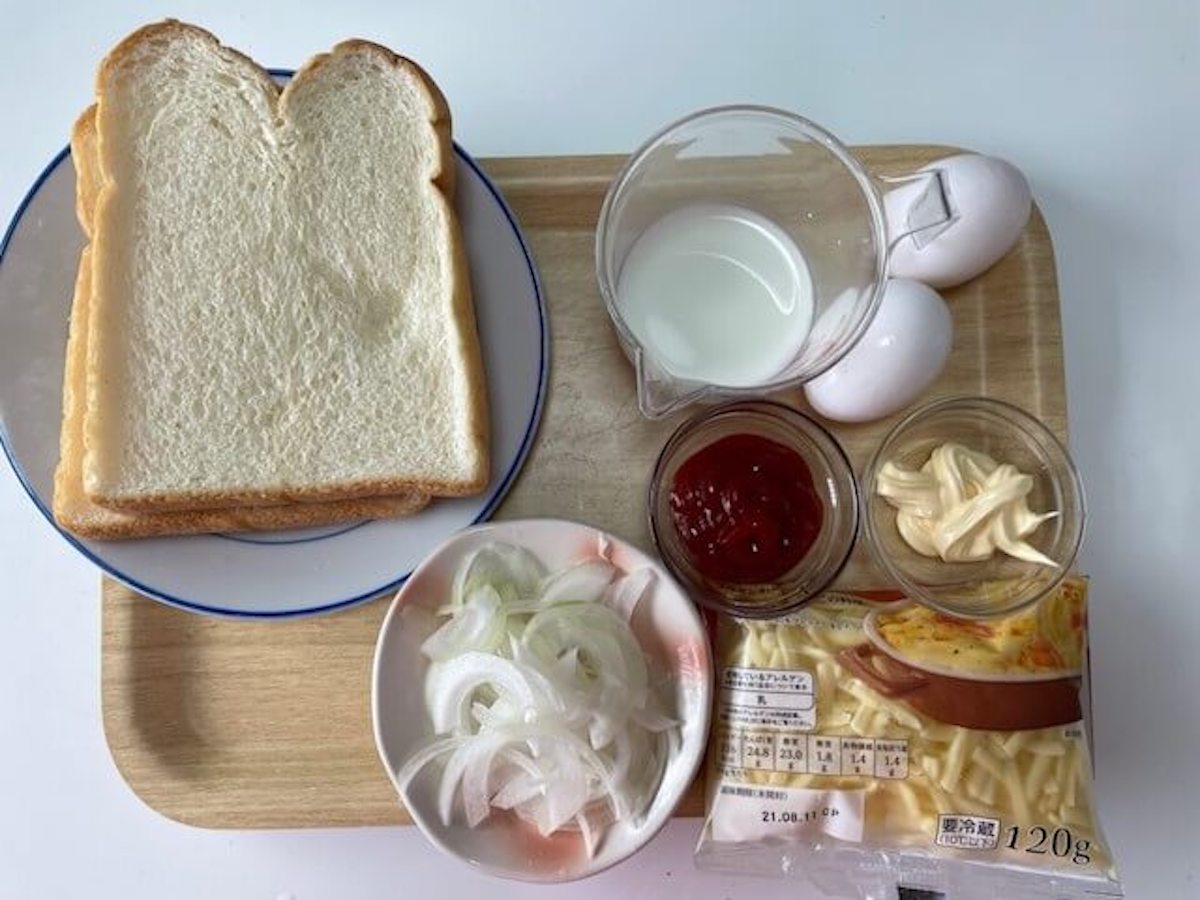 「完全にコメダ珈琲のヤツ！」奇跡のレシピ【たっぷりたまごのピザトースト】作ったら、「もはや本家となにが違う？」の画像3