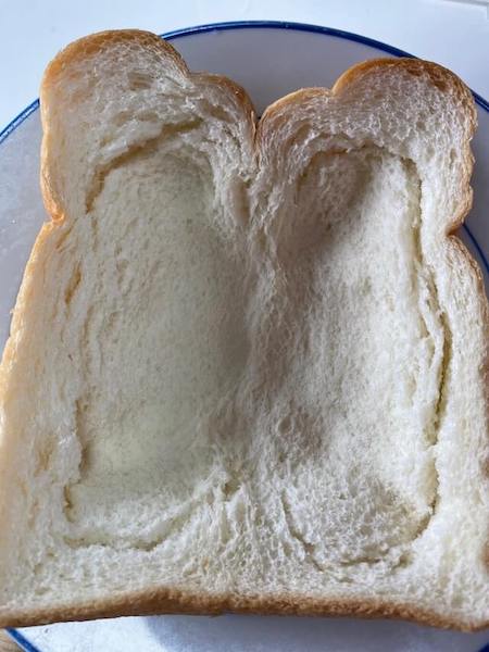 「完全にコメダ珈琲のヤツ！」奇跡のレシピ【たっぷりたまごのピザトースト】作ったら、「もはや本家となにが違う？」の画像6