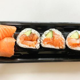 seisenichibatop-namaSalmon_futomaki-5-20250926
