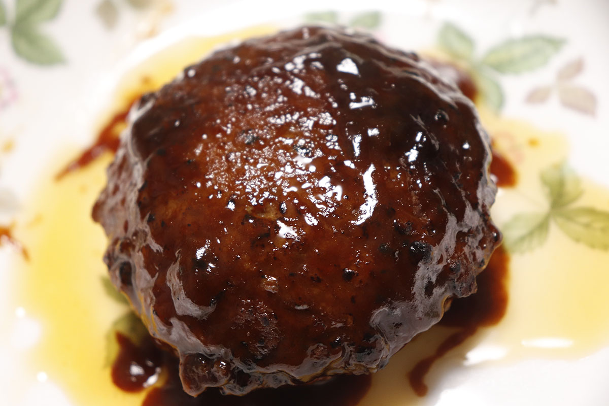 【430円以下】大手スーパー3社の「チルドハンバーグ」食べ比べ！トップバリュ超えおすすめは？の画像4